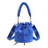 Bolso de felpa de nicho para mujer, bolso bandolera portátil con cordón, estilo coreano, para otoño e invierno, 22 unidades