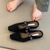 Versión de piel de oveja ~ Zapatillas de media caña Baotou de temperamento francés para mujer con pedrería, zapatos de tacón bajo cuadrado versátiles, zapatos Mueller
