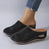 2025 Nuevo Verano Ropa Exterior Pantuflas de Cuña para Mujer Talla Grande Suela Gruesa Europeas y Americanas Slip-On Puntera Medias Pantuflas al Por Mayor