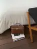 Bolsas Femininas de Luxo Transfronteiriças 2026 Nova Tendência Moda Versátil Elegante Bolsa de Mão Pequena Quadrada Bolsa Transversal Caixa