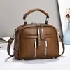 Bolsa Feminina 2026 Novo Estilo Coreano Elegante Simples Bolsa de Ombro Transversal Versátil Grande Capacidade Pequena Bolsa Quadrada de Mão para Mulheres