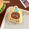 Broche de peluche original Tengyi con forma de muñeca, alfiler para niña, accesorios de decoración de joyas, insignia de dibujos animados, venta al por mayor