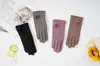 Luvas Femininas Novas Grossas e de Veludo Quentes para Outono e Inverno Luvas de Veludo à Prova de Frio para Uso Externo Luvas de Veludo para Ciclismo e Direção Roupas de Trabalho Luvas
