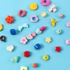 Colgante de Corazón Flor Pintada Colorida de Acrílico Agujero Recto Cuentas Sueltas Cuentas para Hilo Llavero de Teléfono Móvil Accesorios para Joyería DIY