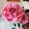Escenario de boda camino plomo Barra flor de espuma rosa flor de papel tienda de ventanas decoración flor artificial hecha a mano 3 flores grandes