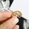 [06] Moda Europea y Americana en stock Accesorios Combinación de Personalidad Frío ins Celebridad de Internet DO Letra Brillo Anillo de Cruz