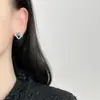 Pendientes de Flor de Cuatro Hojas de Cristal con Zirconia Estilo Coreano Aguja de Plata S925 Simples Versátiles Pendientes para el Trabajo Pendientes Ligeros de Lujo de Gama Alta