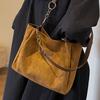 Bolsa Tote para Mulheres 2026 Nova Bolsa de Ombro para o Trabalho de Grande Capacidade Outono e Inverno Fosca Retrô Bolsa de Ombro Acolchoada Bolsa de Aula