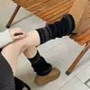Calcetines de punto Fair Isle estilo coreano para mujer, calcetines holgados de otoño e invierno, diseño de copo de nieve de punto grueso, calentadores de pantorrilla grises adelgazantes y cálidos