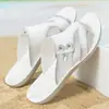 Venta Caliente en Amazon Verano Transfronterizo Chanclas para Hombre Casual de Negocios Antideslizantes Chanclas de Playa para Exteriores 5101