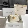 Dropshipping Bolsa de Caixa de Alta Qualidade com Relevo Coleção Primavera/Verão 2026 Mais Vendida Moda para o Dia a Dia Bolsa de Maquiagem Atacado
