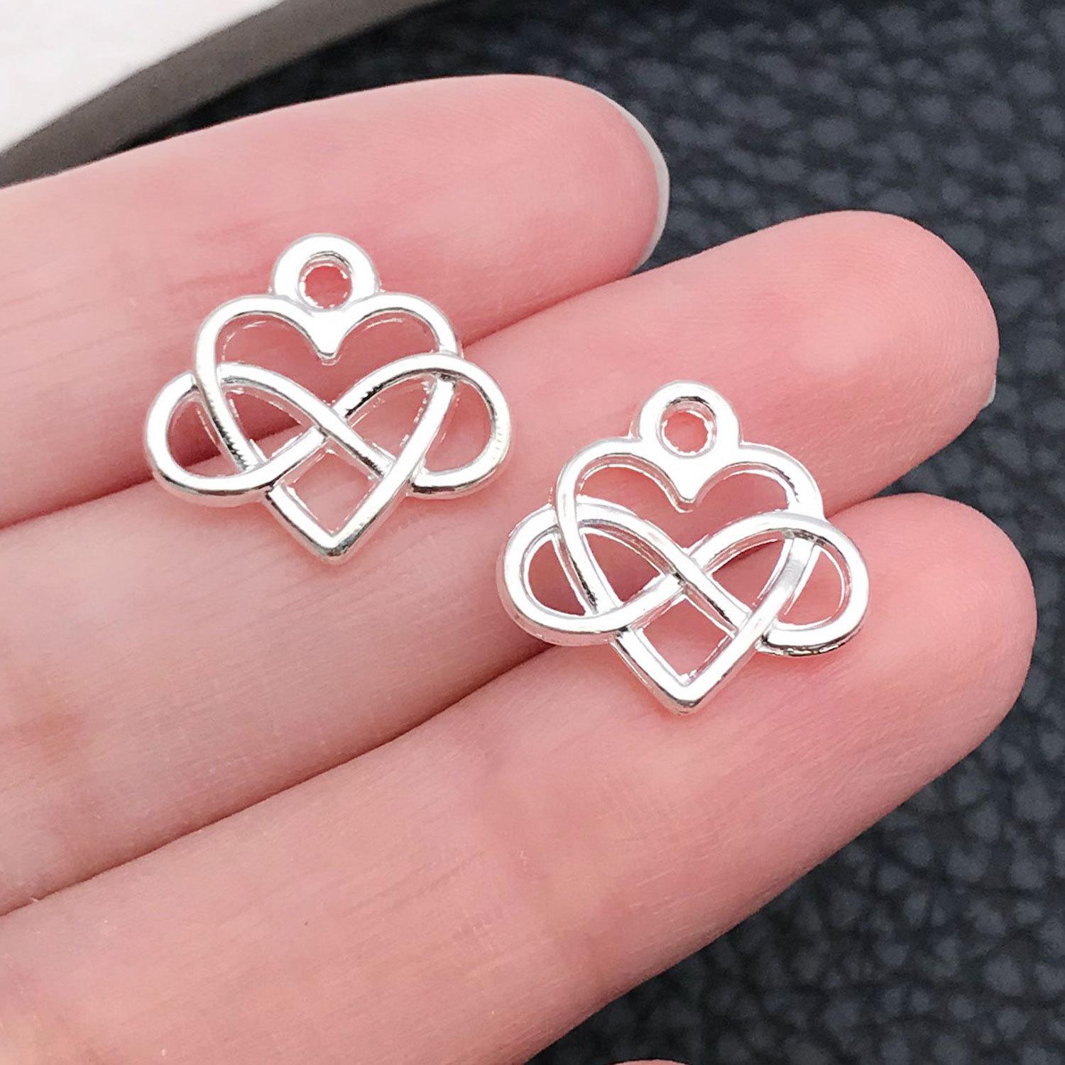 19971-W-亮银锌合金桃爱心形15x14mm-0.7g