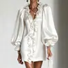 Llegada nueva de Amazon transfronterizo: Mini vestido brillante, transparente, con cuello con volantes y mangas abullonadas, de escote en V pronunciado, creando un look ligero y lujoso para mujer