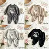Conjunto para Niños Guapos 2026 Nuevo Comercio Exterior Sudadera con Capucha Cuello Redondo Pantalones Deportivos Ropa Urbana Fresca Conjunto Deportivo de Dos Piezas