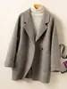 26 Nuevo Estilo Otoño/Invierno Abrigo de Lana Doble Faz Hecho a Mano 100% Lana con Cuello de Solapa, Diseño de Longitud Media, Cárdigan de Moda para Mujer