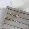 2026 Nuevo Estilo Pendientes de Flor con Circonita Microincrustada Set de Tres Pares para Mujer, Estilo Coreano y Japonés, Set de Pendientes de Tres Piezas Sencillo y de Moda