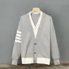 Cardigan de alta qualidade outono e inverno masculino retrô cor contrastante costura em V suéter versátil casaco suéter masculino