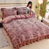 Juego de Cuatro Piezas de Terciopelo de Leche Engrosado para Invierno (4-4.5 kg) Juego de Ropa de Cama de Coral Fleece Otoño/Invierno con Faldón de Cama, Venta Directa de Fábrica, Venta al por Mayor y Dropshipping