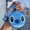 Monedero de silicona con forma de oso de fresa y llavero, pequeño monedero, bolsa de almacenamiento, bolsa para auriculares, pequeño regalo al por mayor