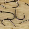 Gancho de Pesca Triangular Importado Original de Japón Venta al por Mayor Cuchillo Triangular Isei Doble Ranura para Sangre Ranura para Hilo Gancho de Pesca Gancho Negro con Púa