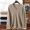 Nueva Capa Base de Punto de Cachemira Otoño/Invierno Holgada Adelgazante Casual Cálida Manga Larga Jersey Top Hombres de Negocios