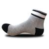 Otoño e invierno Nuevo estilo universitario engrosado con felpa Calcetines deportivos para mujer calcetines para exteriores calcetines de media caña para montañismo algodón mayoreo