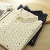 Cardigan feminino com estampa de borboleta e bolinhas da primavera japonesa, base para estudantes, camisa estilo literário, camisa com estampa de ondas de bolinhas, atacado, moda