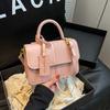 2025 Nuevo Color de Contraste Retro Portátil Bolso Cuadrado Pequeño para Mujer Moda Senmeng Bolso de Hombro con Texto Bolso Cruzado Personalizado para Viajes