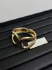 2023 nuevo estilo textura metálica personalidad exagerada irregular hueco pulsera de moda Pulsera de nicho de lujo ligero para mujer moda
