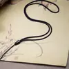 Atacado Sandália Estilo Vintage Sândalo Trançado à Mão DIY Corda Simples Trançada Colar com Pingente de Madeira Durável para Homens e Mulheres
