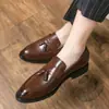 Zapatos de cuero de tamaño pequeño transfronterizos para hombre, adecuados para todas las estaciones, transpirables, estilo slip-on, business casual, diseño británico y coreano, perfectos para combinar con trajes