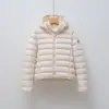 Chaqueta de Plumón Pinghu Chixin 90% Plumón de Pato Blanco con Capucha de Costilla para Mujer, Abrigo Corto de Moda Delgado Casual Otoño e Invierno Modelo Nuevo