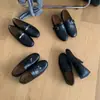 2026 Novo Modelo Bico Redondo Retrô Rasos Lavados Desgastados 3CM Aumentadores de Altura Slip-On Mocassins de Couro para Mulheres