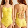 Traje de Baño de Triángulo Integrado Color Amarillo Ámbar de Carreras para Mujeres Ligeramente Gorditas Tallas Grandes Especial Piscina de Natación Aguas Termales de Carreras Nuevo Estilo