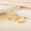 Pendientes martillados con forma de C de venta caliente transfronterizos, de moda y versátiles, pendientes para mujer que no se decoloran, Pendientes, Listos para la venta al por mayor, Gran cantidad, Trato preferencial