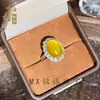 Anel de Calcedônia Amarela Natural Formato de Ovo Oval Abertura Ajustável Presente Cabochão Ágata Amarela Pedra de Jade Anel de Dedo Feminino