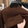Nuevo suéter de punto fino para hombre de manga larga, color liso de otoño, cuello semi-alto, ajuste slim, tejido de punto moderno y casual para hombre