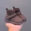 Botines infantiles de rombos con forro de felpa para abrigar, zapatos para caminar antideslizantes de suela suave para bebé, botas de cuero unisex para otoño e invierno
