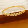 Pulseira com fecho de espiga de trigo em zircônia banhada a ouro 18K real, acessório de pulso único e estiloso para o dia a dia, joia de luxo leve de nicho de alta qualidade