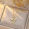 Colar Francês de Coração com Strass Irregular Micro-Pavimentado para Mulheres, Temperamento Versátil, Moda, Coração Doce, Corrente Exquisita para Clavícula