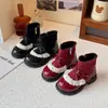 Botas de Piel para Niña 2025 Nuevos Zapatos Infantiles Suela Suave Antideslizantes Botas de Princesa para Niña Pequeña Felpa de Dos Capas Algodón Corto Botas Cortas de Algodón