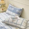 Producto Nuevo Primavera/Verano 2026 Clase a Funda de Almohada Enfriadora Tejida Jacquard con Cuentas y Diseño Bordado a Máquina (Estilo Uno)