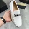 Coleção Primavera Europeia 2026 Mocassins Masculinos, Couro Bovino de Primeira Camada, Sola Macia Respirável, Sapatos de Couro Casuais de Negócios para Calçar Facilmente