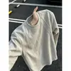 Capa base deconstruida, diseño patchwork, adecuada para otoño, gris claro, camiseta de manga larga, sudadera con cuello redondo para hombre
