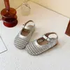 Sandalias para Niñas 2025 Verano Nuevas Tejidas Elegantes Suela Suave Punta Cerrada Sandalias Moda para Niñas de Secundaria Calzado Versátil de Moda para Niñas