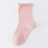 26 Modelos Nuevos de Primavera, Otoño e Invierno de Calcetines de Algodón de Princesa para Niñas, Color Sólido, Puño Suelto de Doble Aguja, 7 Colores, de Media Caña, Calcetines con Borde Fruncido