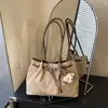 Bolsa Tote Vintage para o Dia a Dia Feminina 2026 Nova Outono e Inverno Casual Bolsa de Ombro Grande Capacidade Bolsa de Mão