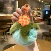 Nuevo Suceden Cosas Buenas Colgante Llavero de Felpa Hoja de Caqui Muñeca Conmemorativa Cultural y Creativa Decoración de Bolsa de Regalo para Niños