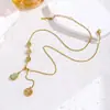 Pingente de Cabaça Auspicioso e Desejoso para Mulheres, Colar da Fortuna Estilo Novo, Aço Titânio Dourado Estilo Chinês Caractere da Fortuna Vazado Joia, Bênçãos e Prosperidade
