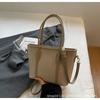 Bolsa Balde Portátil de Nicho Estilo Coreano Feminina 2024 Nova Moda Texturizada Bolsa Transversal Elegante Bolsa de Ombro para o Dia a Dia